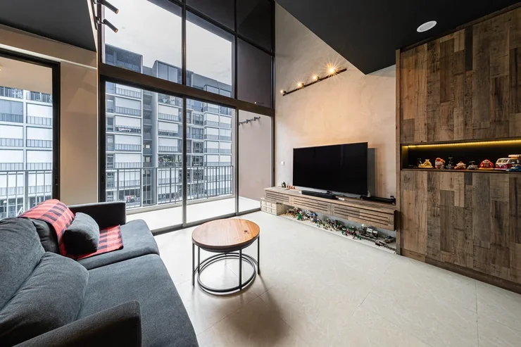 An Urban Loft-Style Transformation