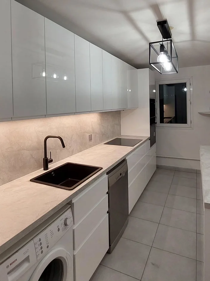 Modern Minimalist White & Concrete Kitchen