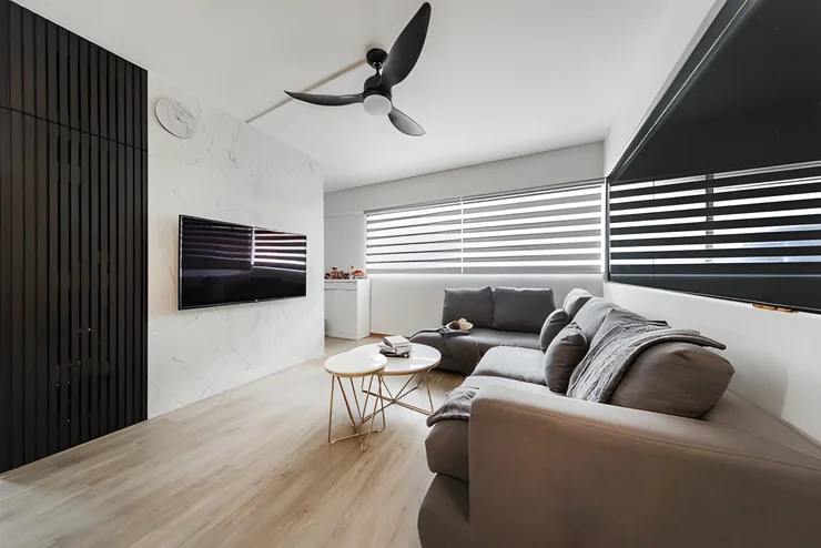 Modern Dark-Tone Apartment Renovation